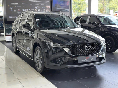 New Mazda CX-8 2.5 Luxury